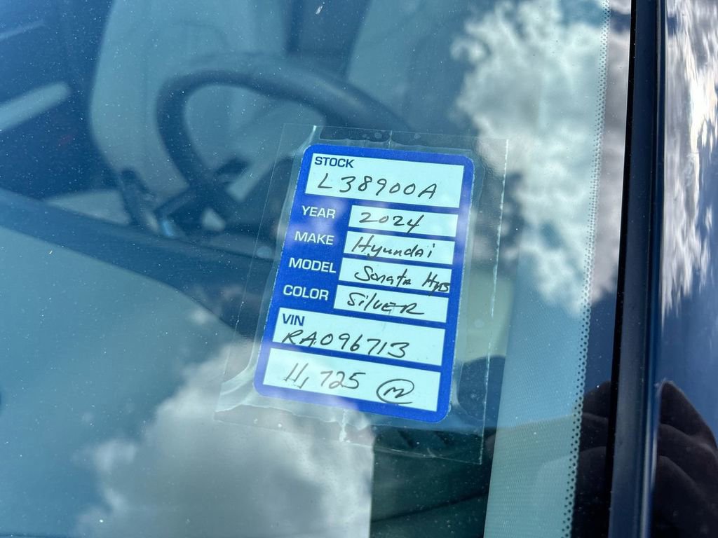 Used 2024 Hyundai Sonata Limited FWD image 11