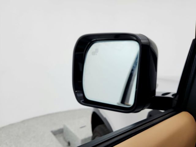 New 2026 Land Rover Defender 110 X-Dynamic SE image 23