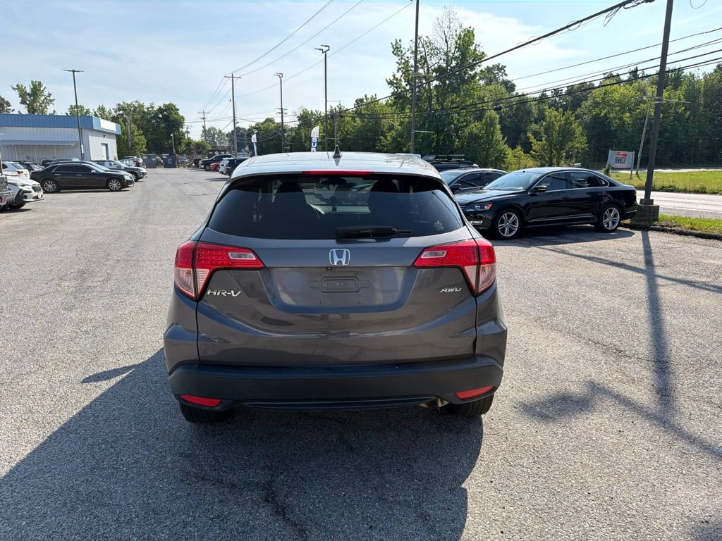 Used 2018 Honda HR-V EX image 5