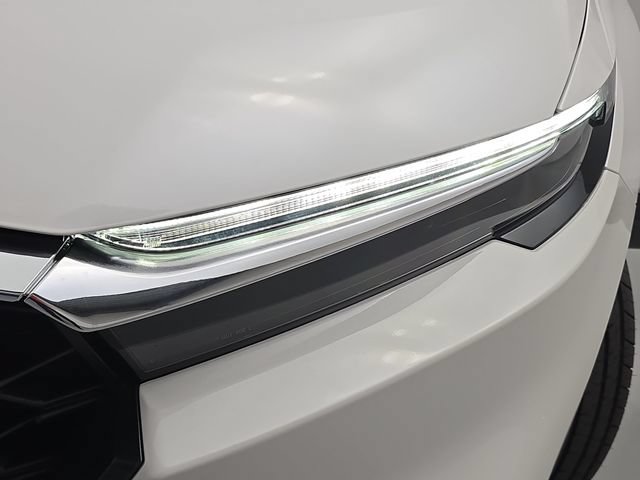 Certified 2025 Honda CR-V LX image 30