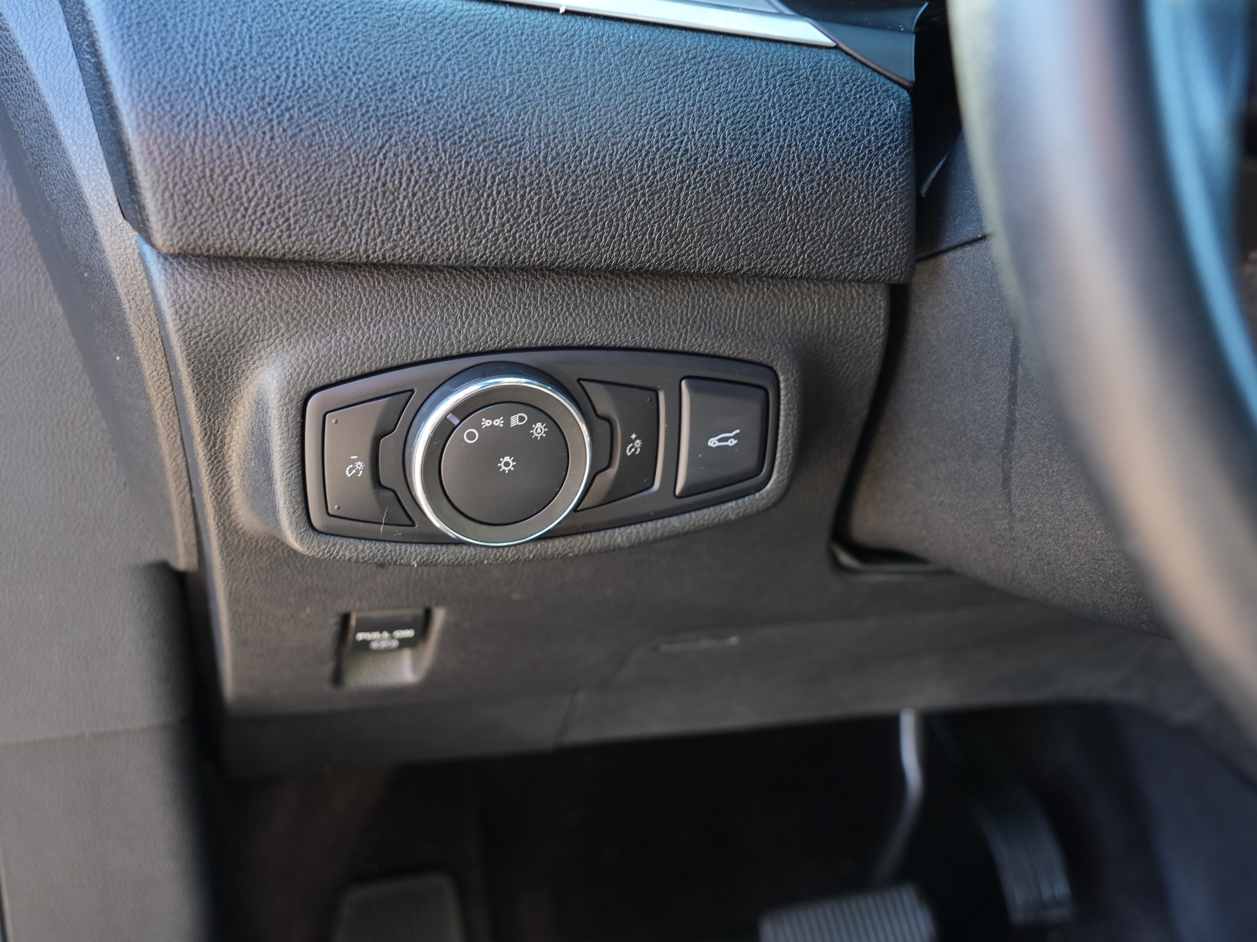 Used 2017 Lincoln MKC Premiere AWD/4WD image 17