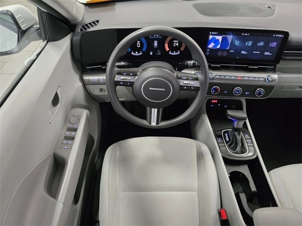Used 2024 Hyundai Kona SE image 21