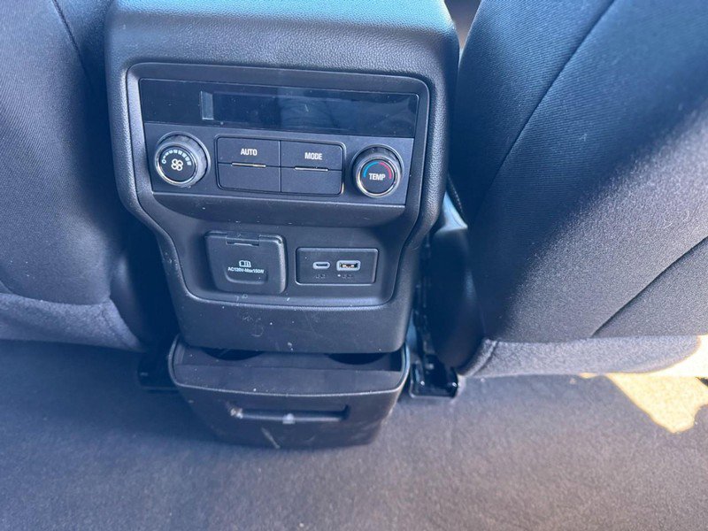 Used 2023 GMC Acadia SLE w/ Driver Convenience Package image 15