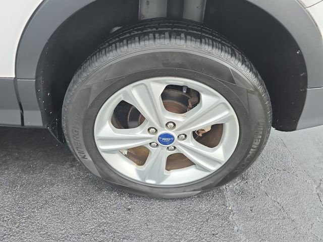 Used 2015 Ford Escape SE image 34