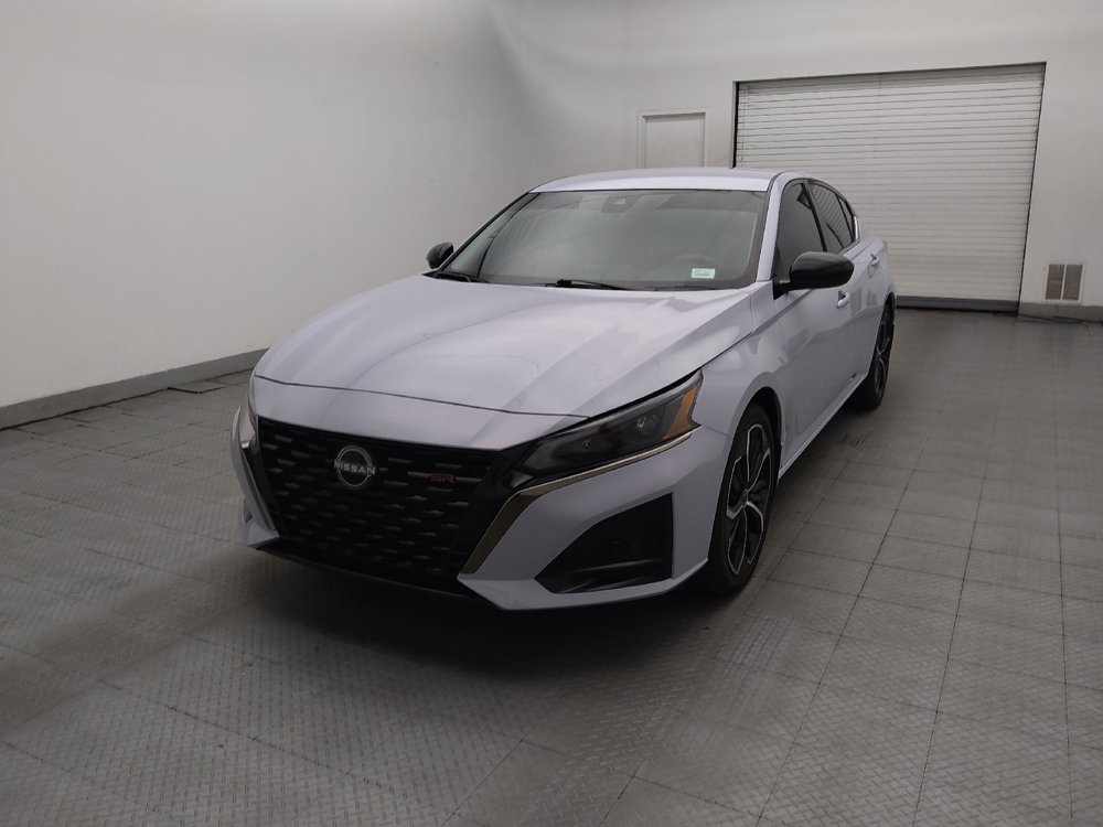 Used 2025 Nissan Altima 2.5 SR FWD image 15
