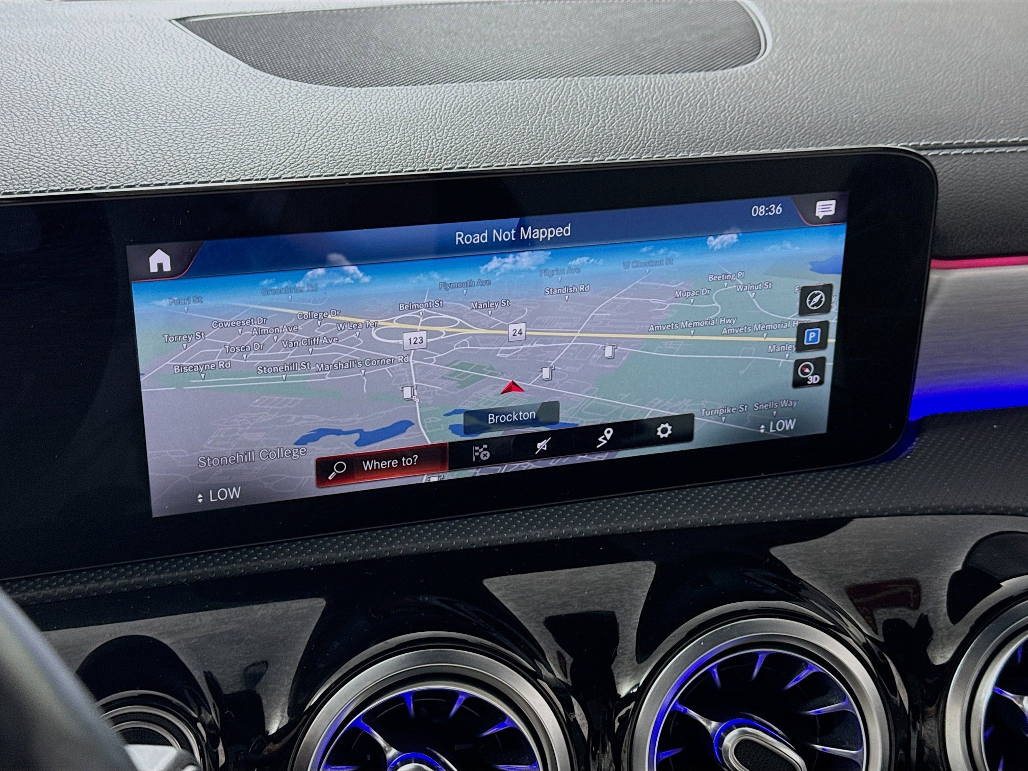Used 2021 Mercedes-Benz CLA 250 4MATIC image 2