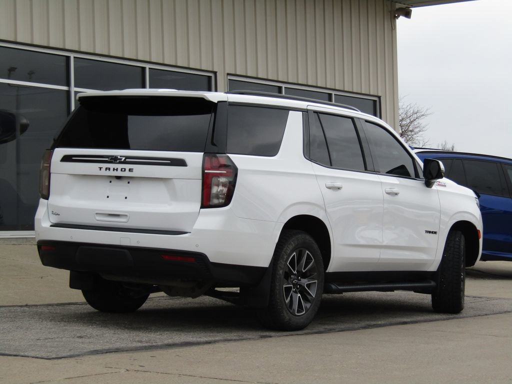 Used 2023 Chevrolet Tahoe Z71 w/ Luxury Package AWD/4WD image 3