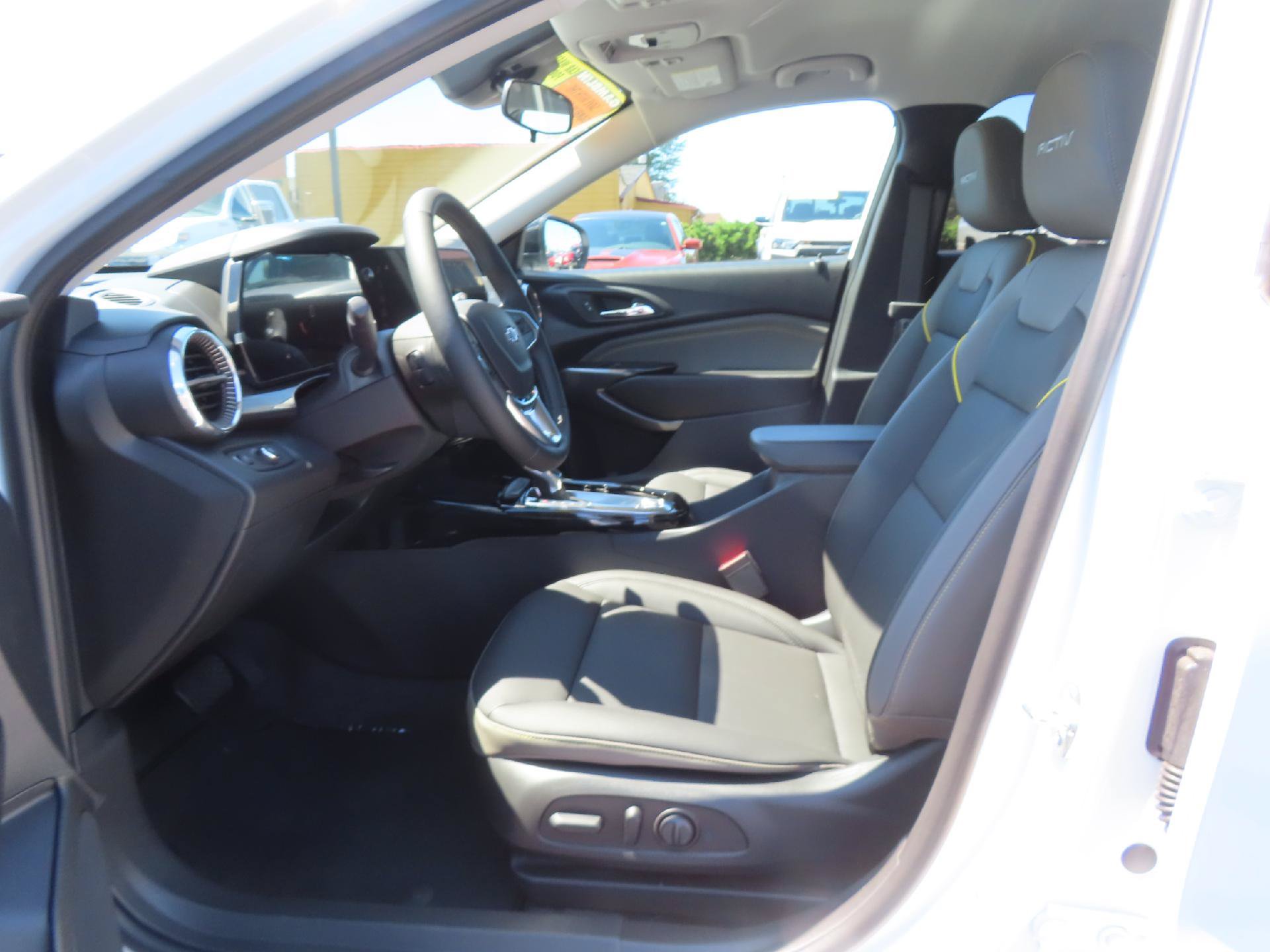 New 2026 Chevrolet Trax ACTIV w/ Driver Confidence Package FWD image 14