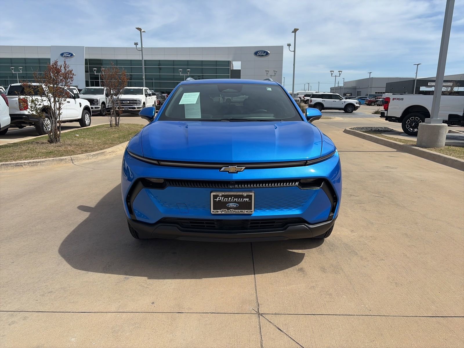 Used 2026 Chevrolet Equinox EV LT image 8