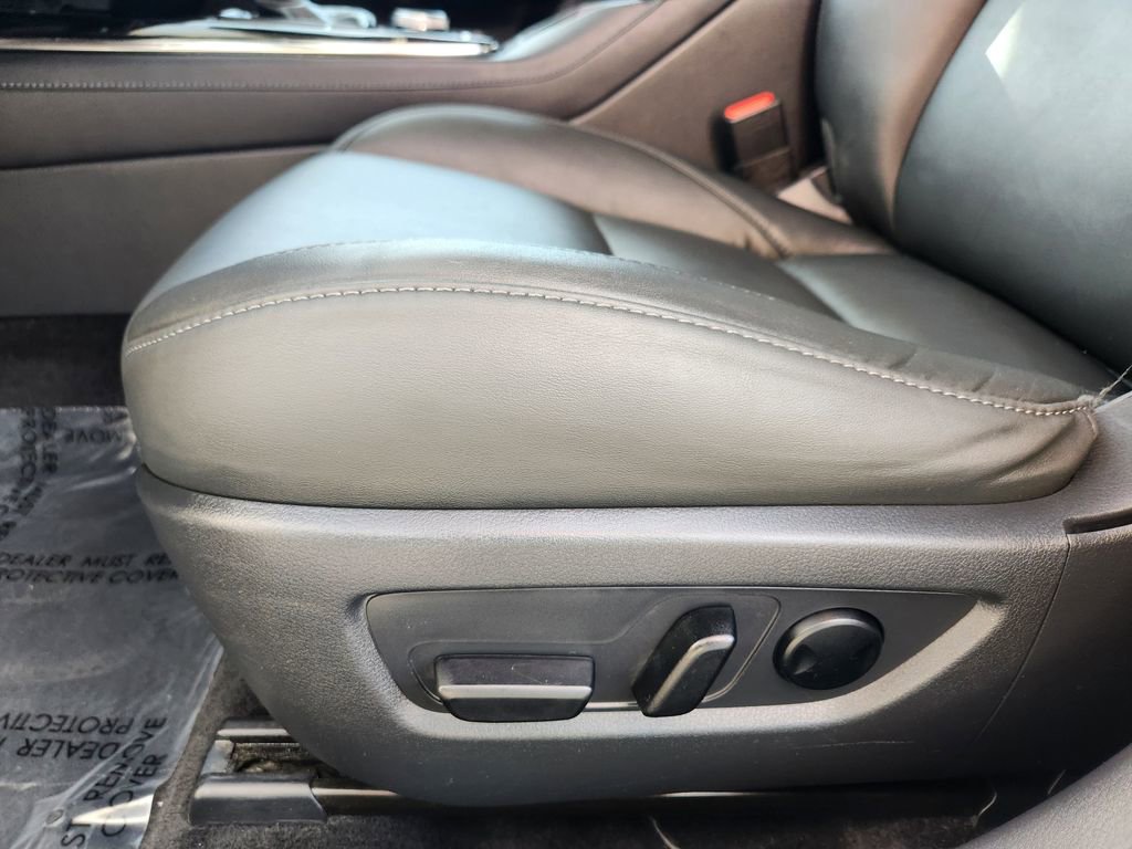 Used 2024 MAZDA CX-30 AWD 2.5 S w/ Preferred Package image 13