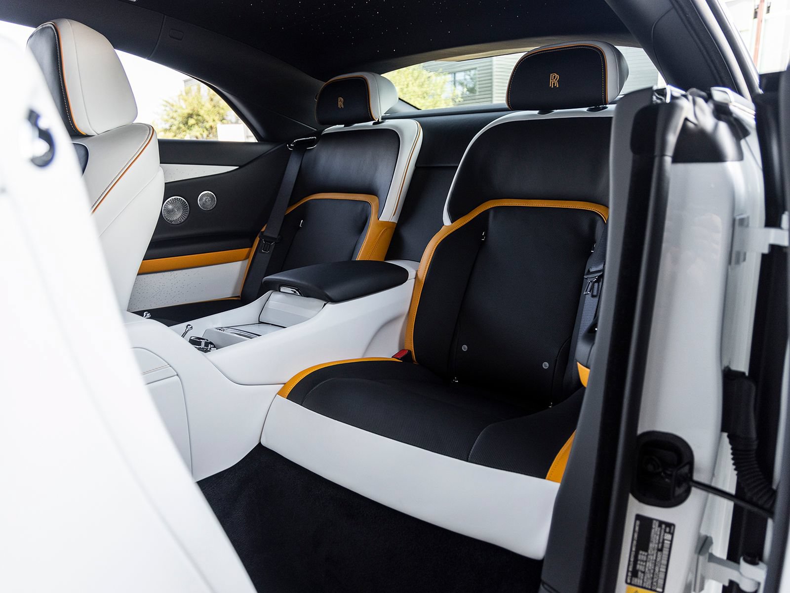 Used 2024 Rolls-Royce Spectre AWD/4WD image 36