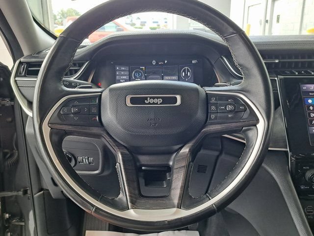 Used 2022 Jeep Grand Cherokee L Limited AWD/4WD image 10