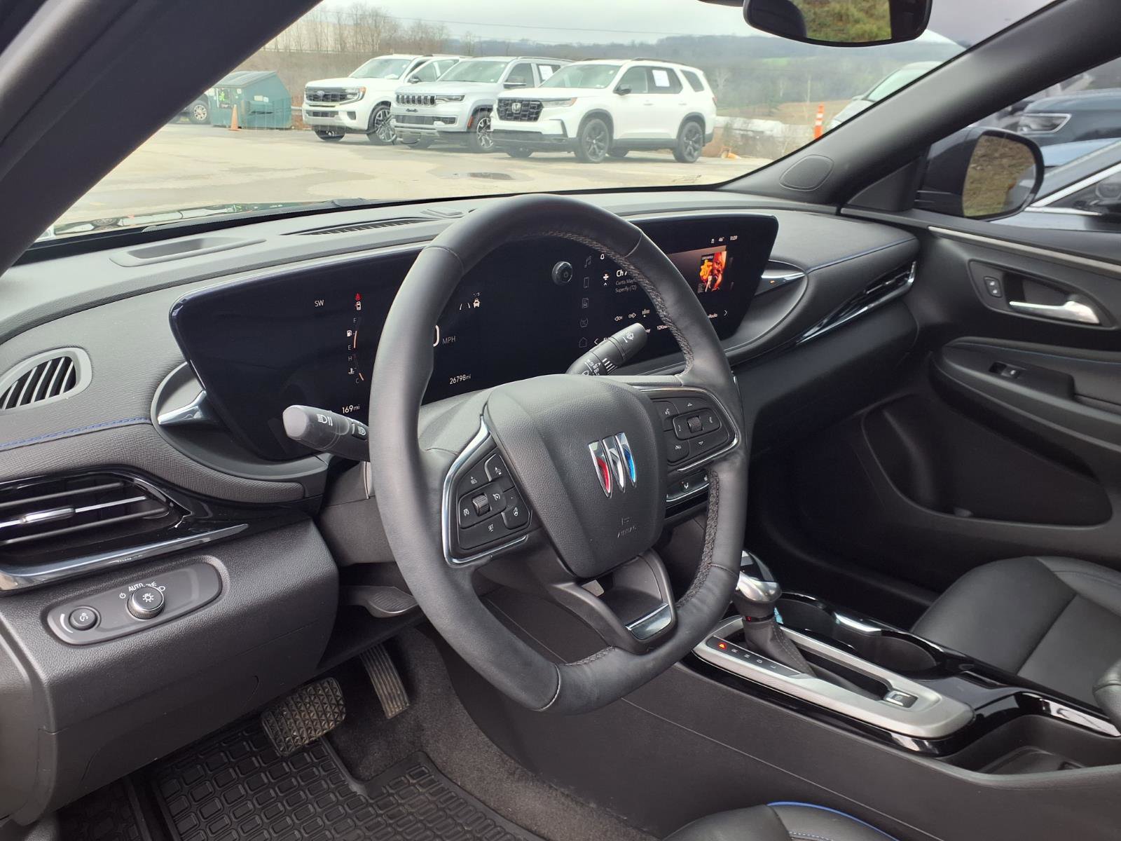 Used 2025 Buick Envista Sport Touring w/ Experience Buick Package image 9