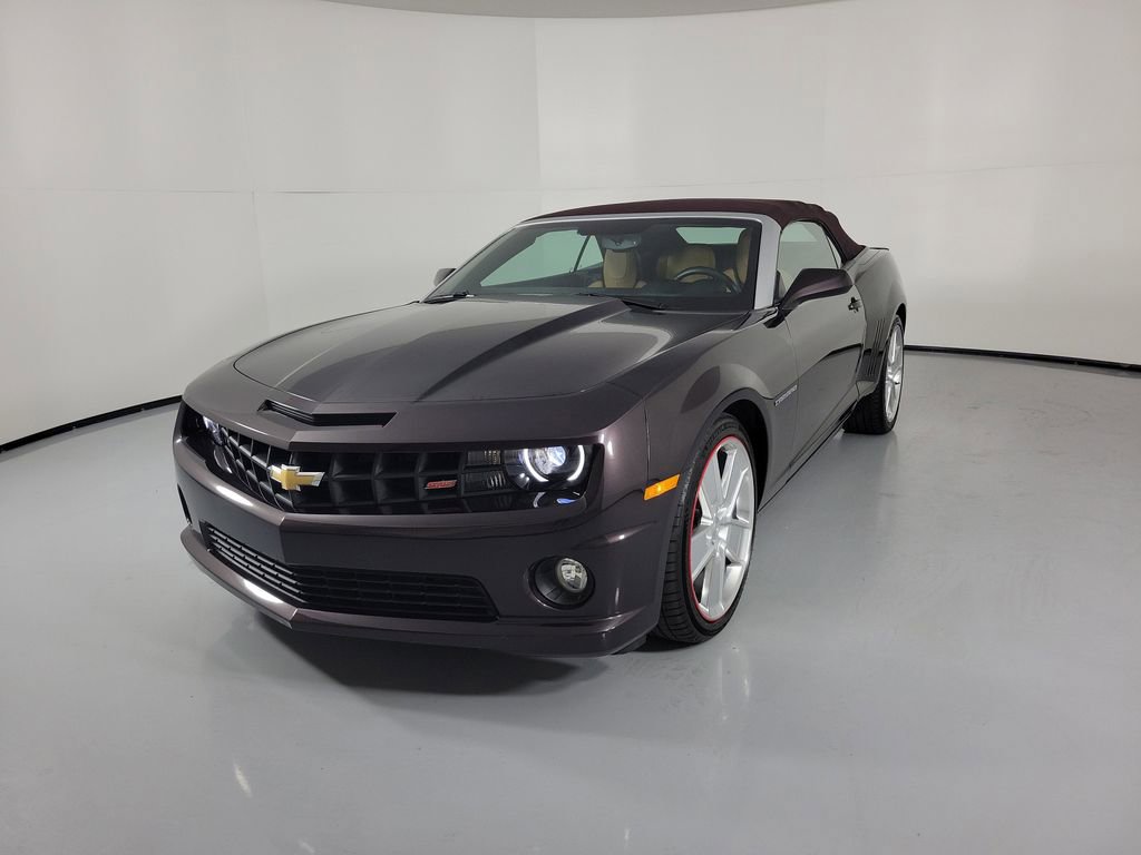 Used 2011 Chevrolet Camaro SS w/ RS Package image 2