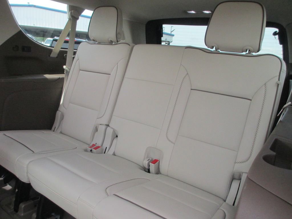 Used 2021 GMC Yukon XL Denali w/ Denali Ultimate Package AWD/4WD image 25