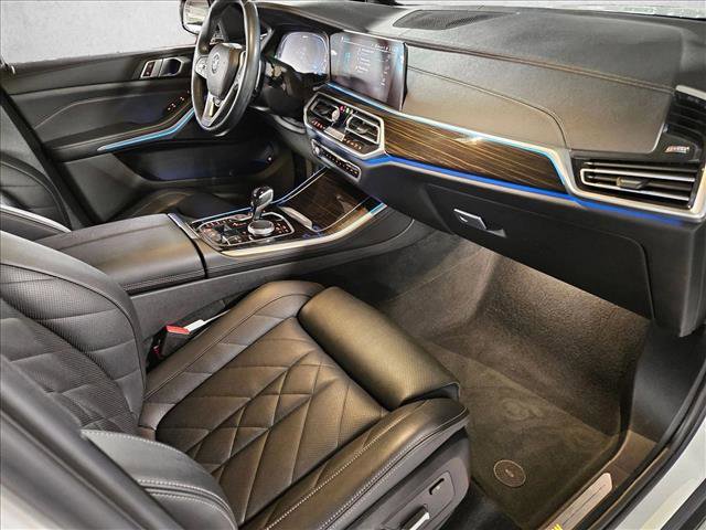 Used 2023 BMW X5 xDrive45e image 21
