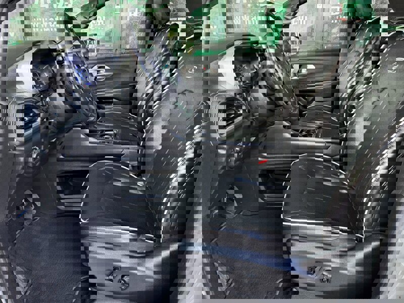 Used 2021 Chrysler Pacifica Limited w/ S Appearance Package image 16