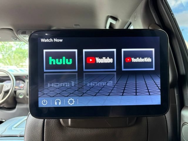 Used 2023 GMC Yukon XL Denali w/ Advanced Technology Package AWD/4WD image 20