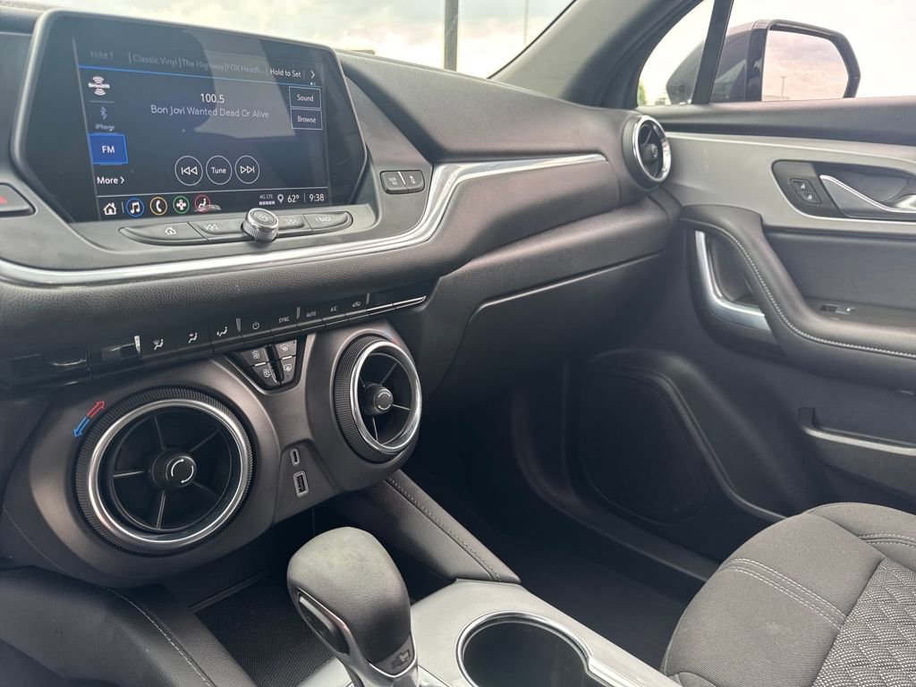 Used 2022 Chevrolet Blazer LT image 22