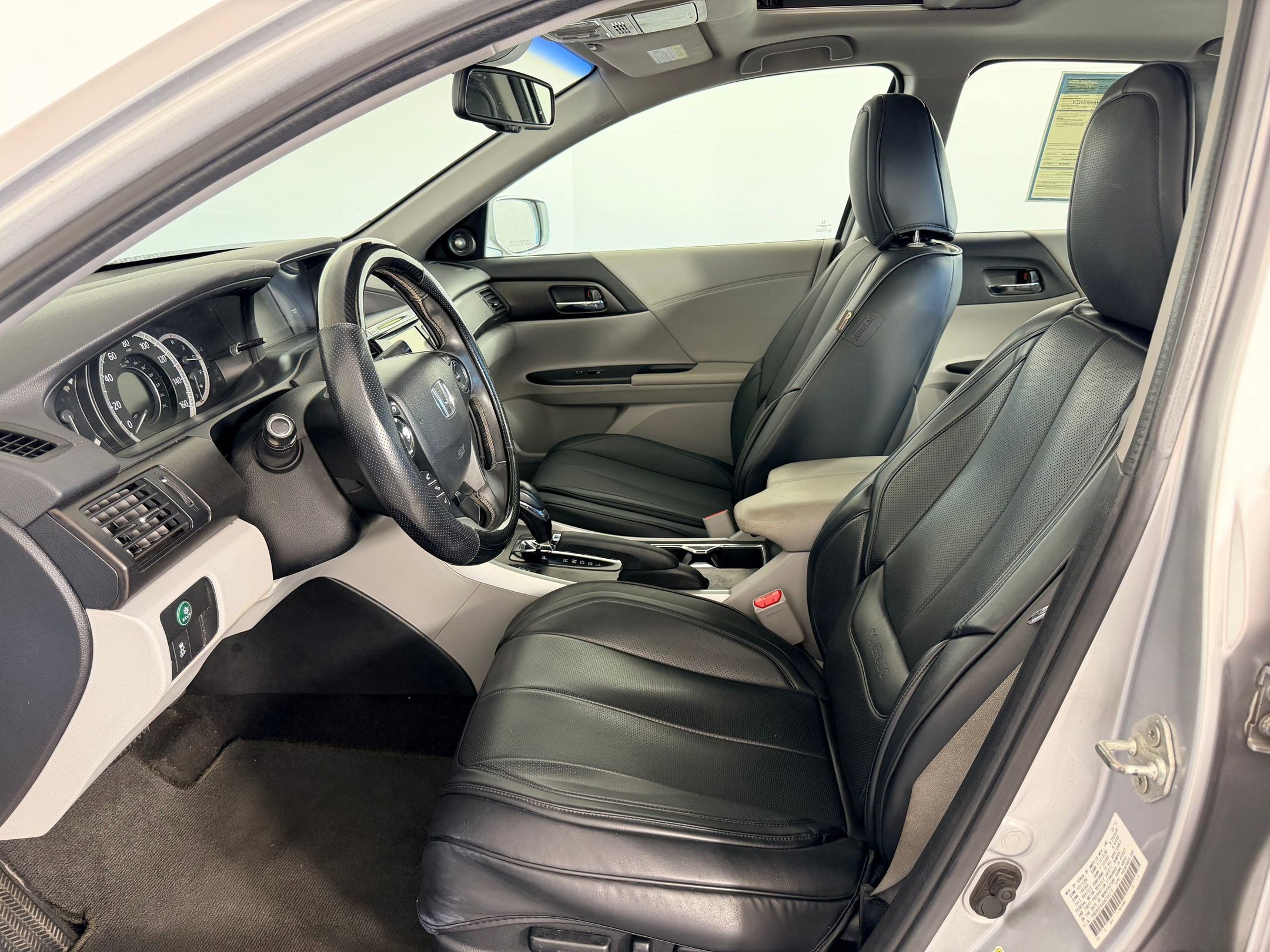 Used 2013 Honda Accord EX-L image 25