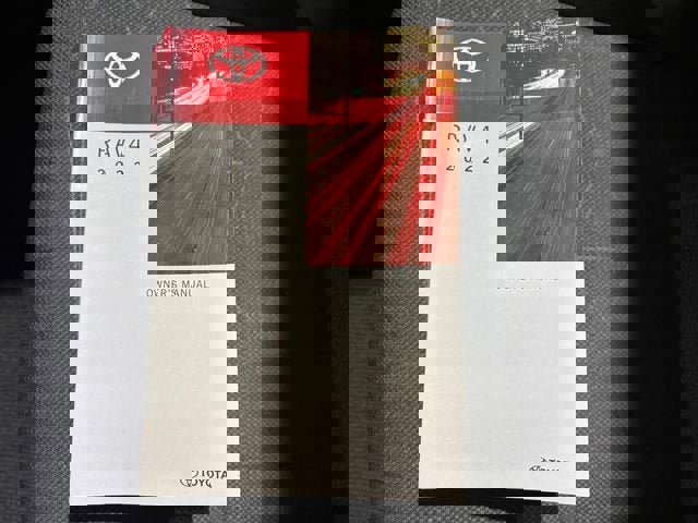 Certified 2022 Toyota RAV4 XLE w/ Convenience Package image 27