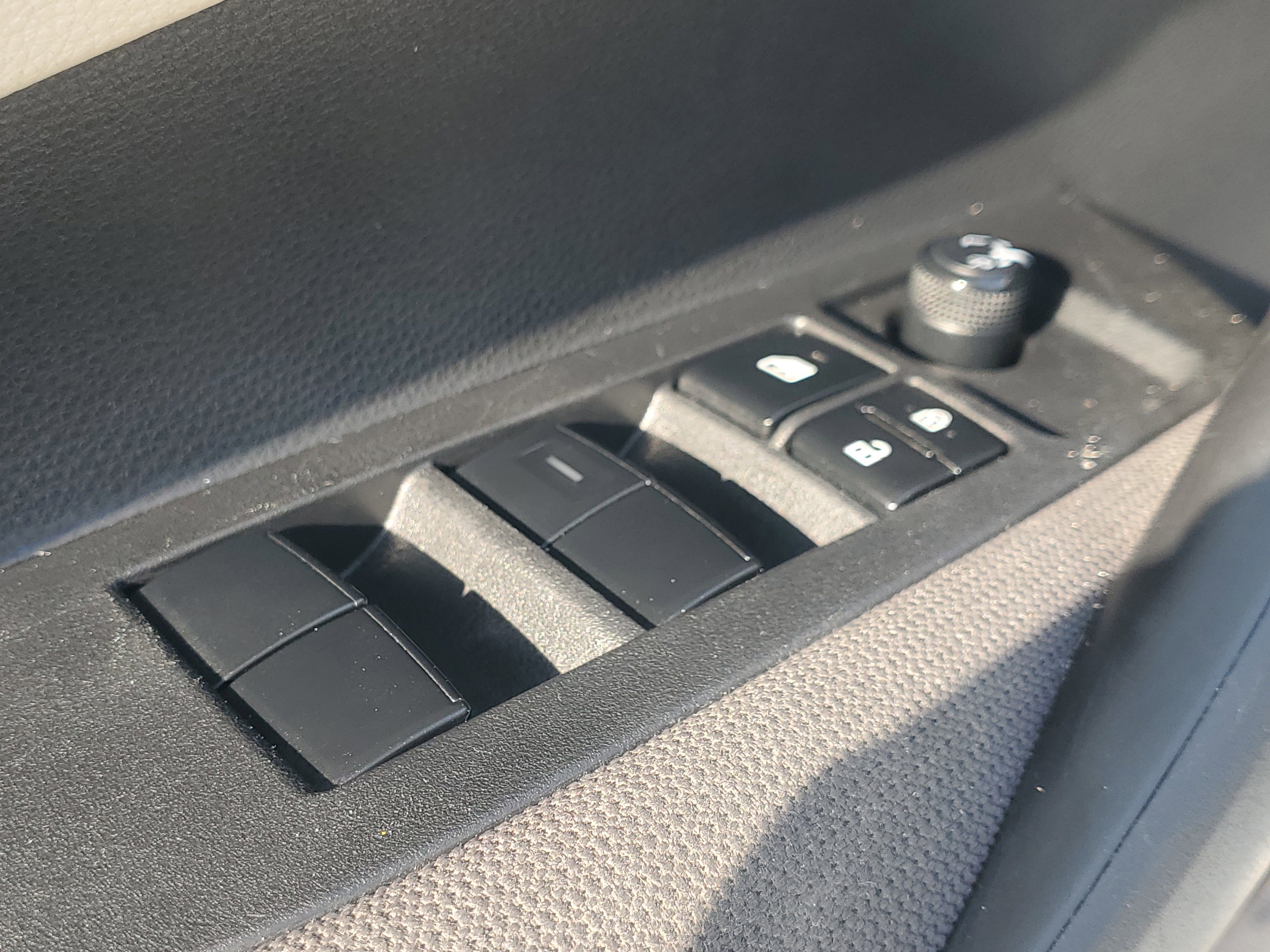 Certified 2023 Toyota Corolla LE image 20