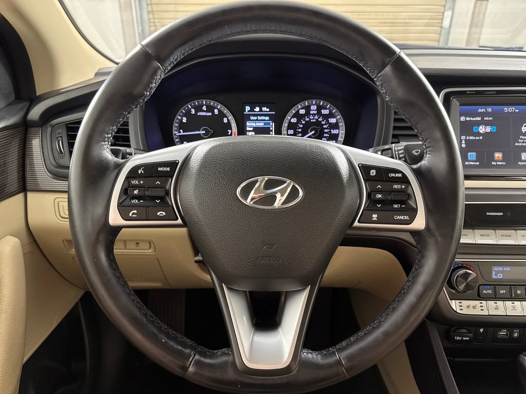 Used 2019 Hyundai Sonata Limited FWD image 14
