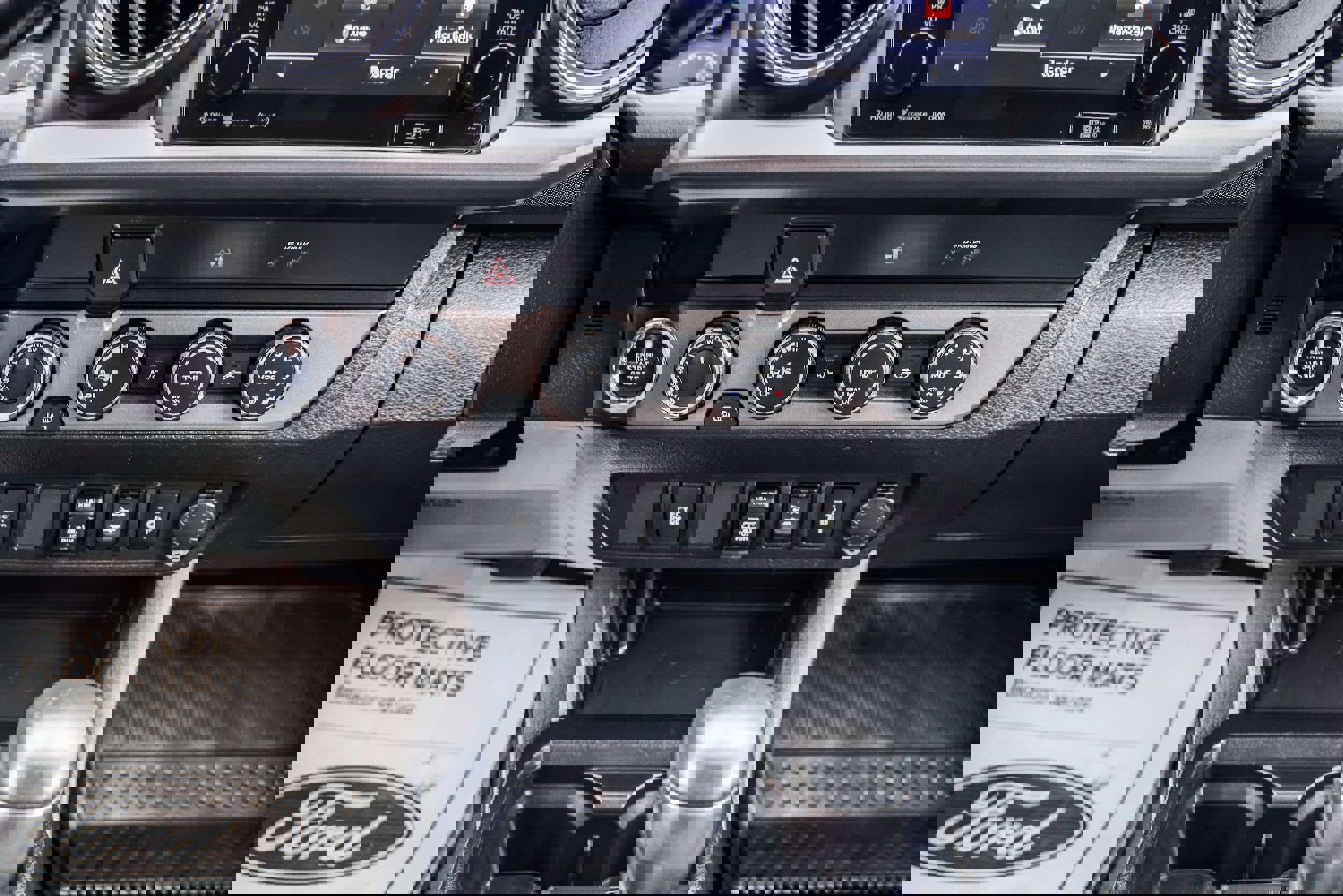 Used 2019 Toyota Tacoma TRD Off-Road image 14