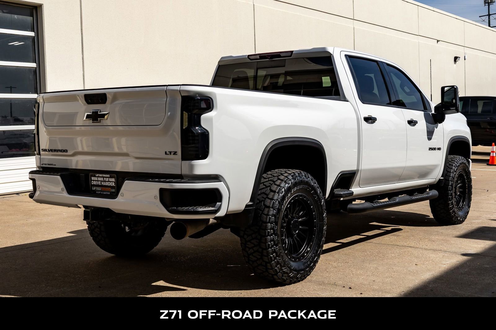 Used 2022 Chevrolet Silverado 2500 LTZ w/ LTZ Plus Package AWD/4WD image 10