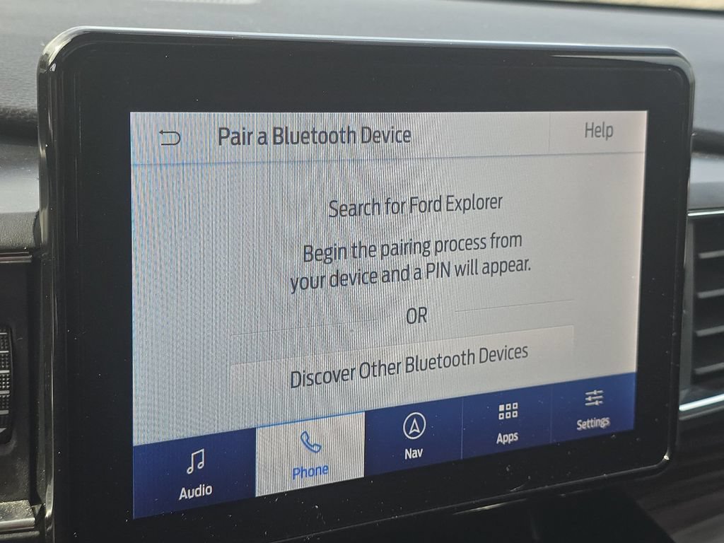 Used 2022 Ford Explorer Limited w/ Equipment Group 301A AWD/4WD image 7