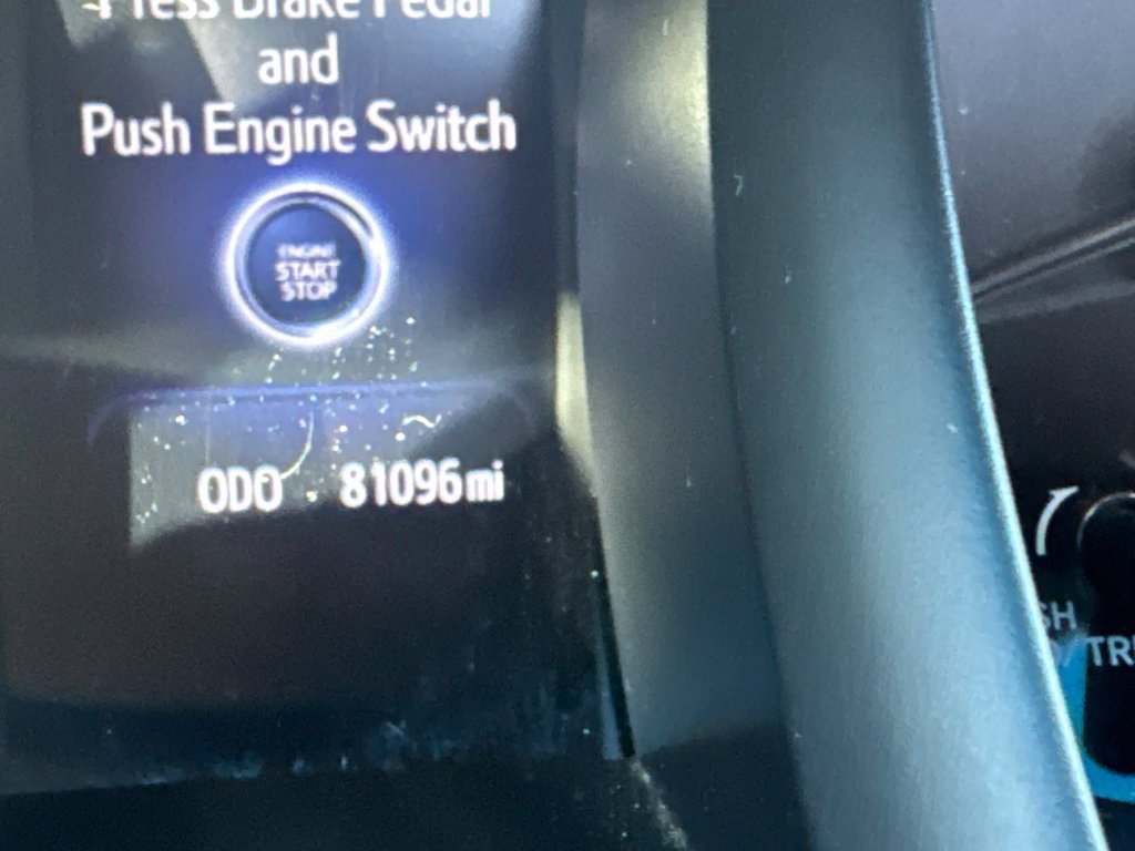Used 2018 Toyota Avalon XLE Plus w/ Four Season Floor Mat Package FWD image 6