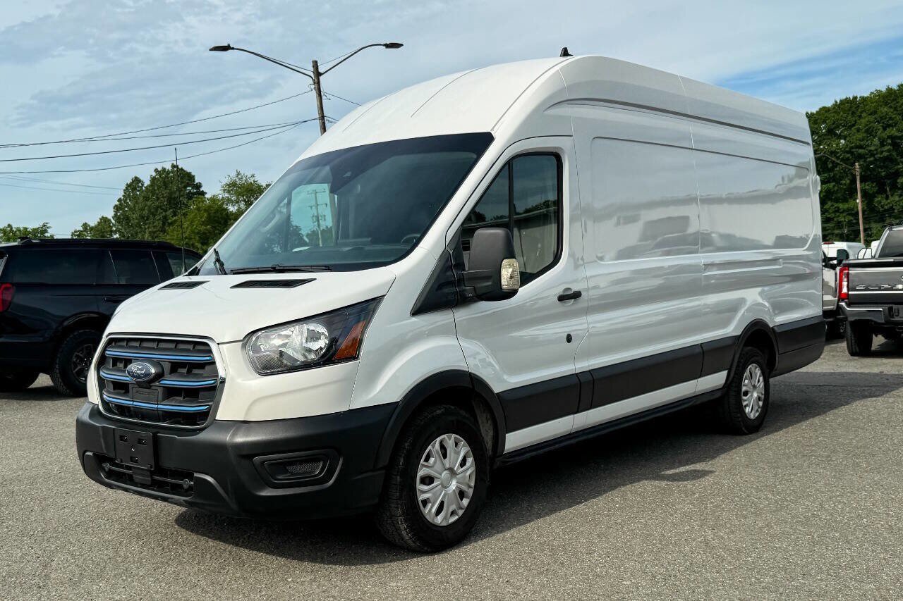 Used 2022 Ford E-Transit 148 High Roof Extended RWD image 7