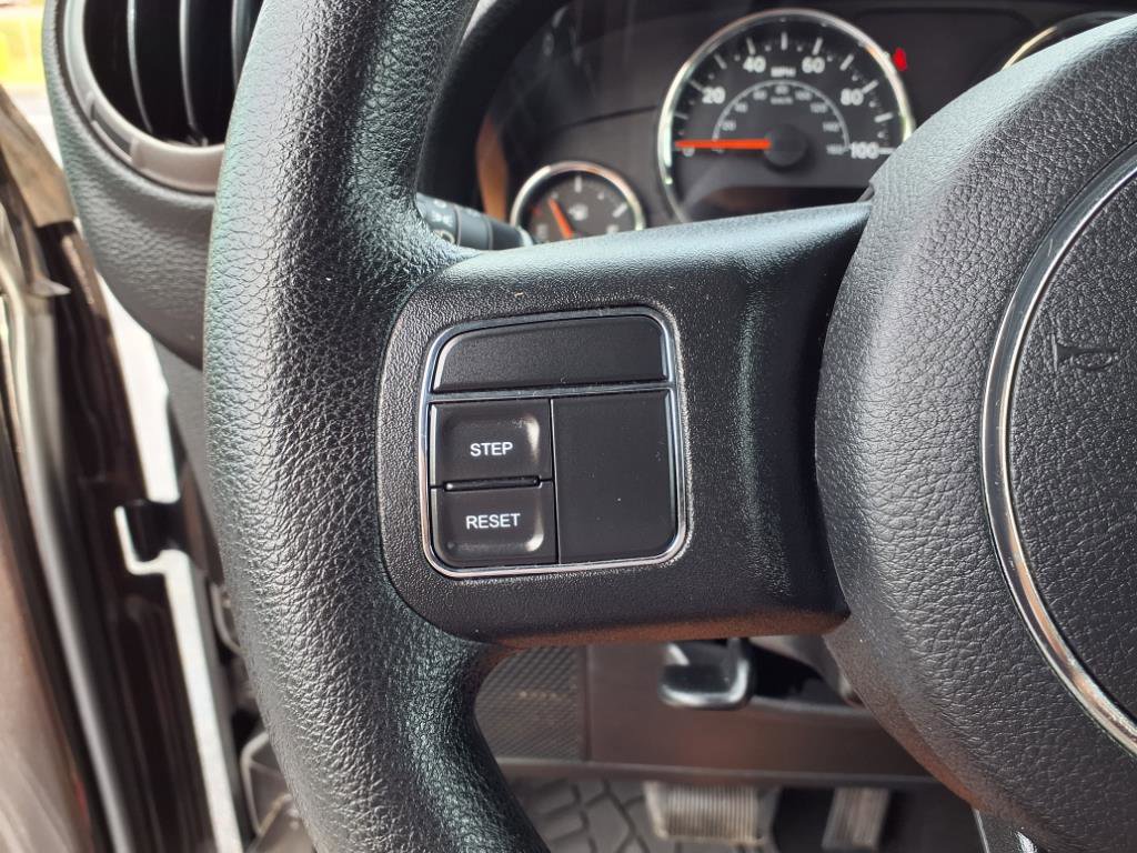 Used 2017 Jeep Wrangler Unlimited Sport image 12