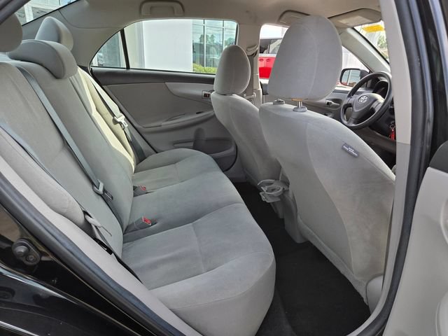 Used 2013 Toyota Corolla L FWD image 12