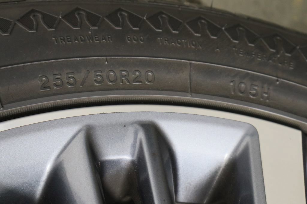 Used 2023 INFINITI QX60 Sensory w/ Cargo Package image 46