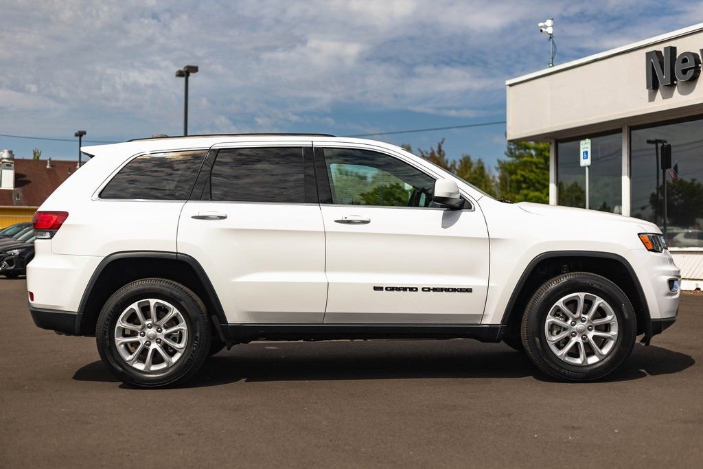 Used 2022 Jeep Grand Cherokee Laredo X image 8