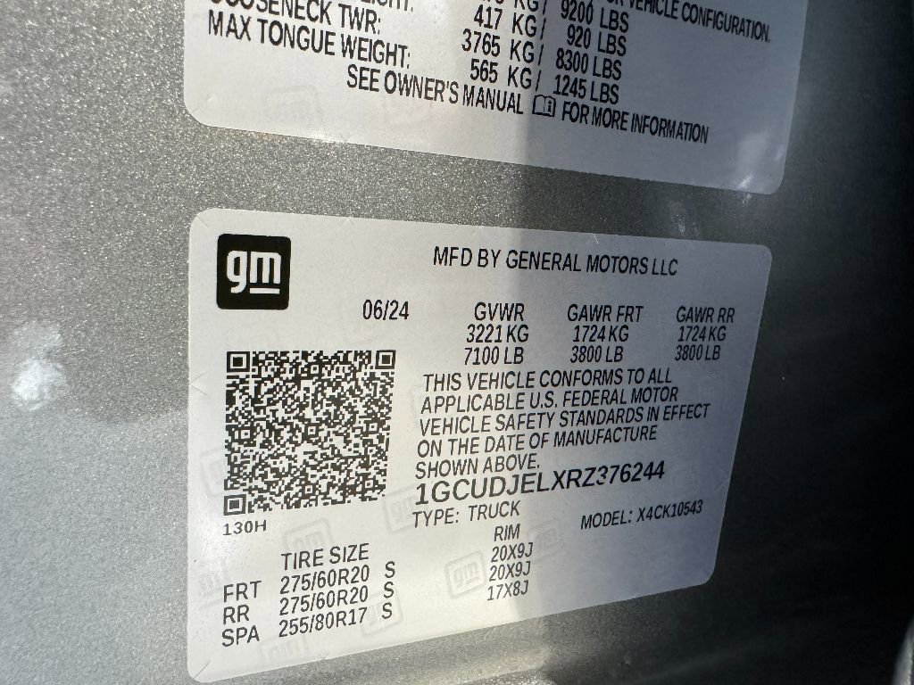 Used 2024 Chevrolet Silverado 1500 High Country w/ Technology Package image 34