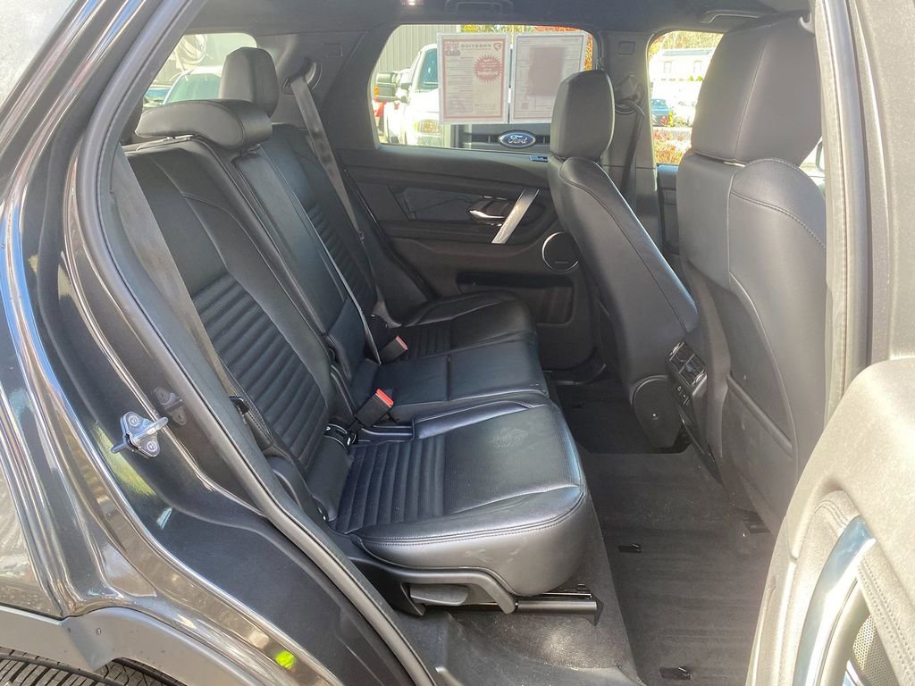 Used 2022 Land Rover Discovery Sport S image 26