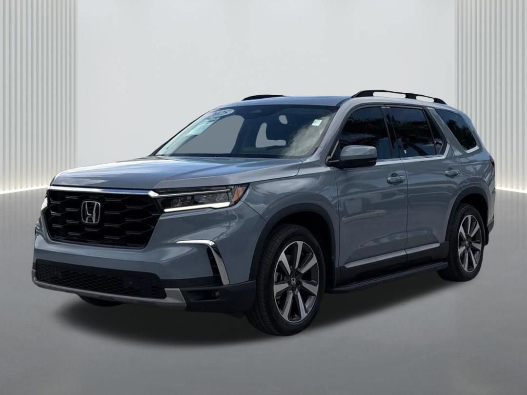 Used 2025 Honda Pilot Touring
