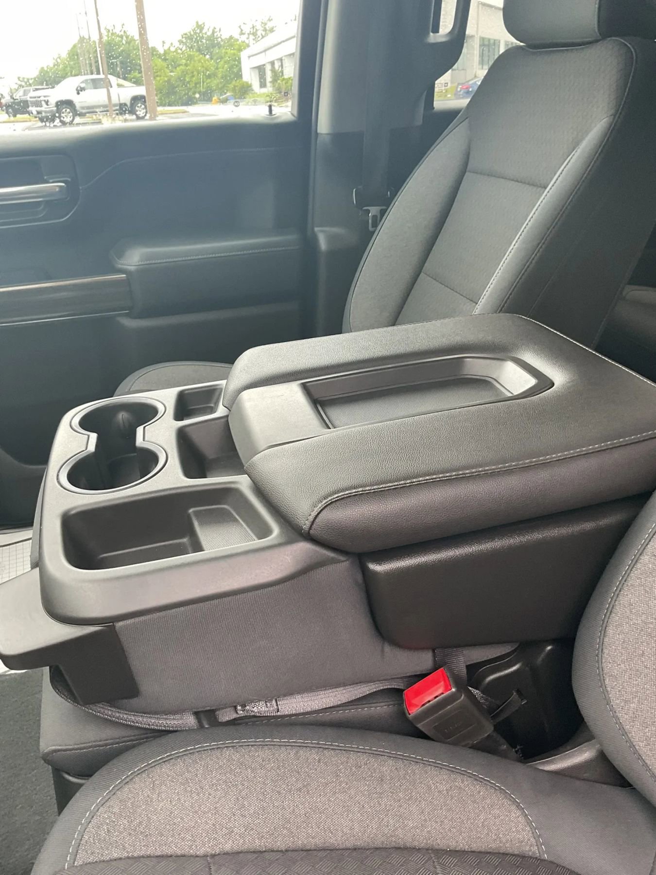 Used 2019 Chevrolet Silverado 1500 LT w/ All-Star Edition AWD/4WD image 30