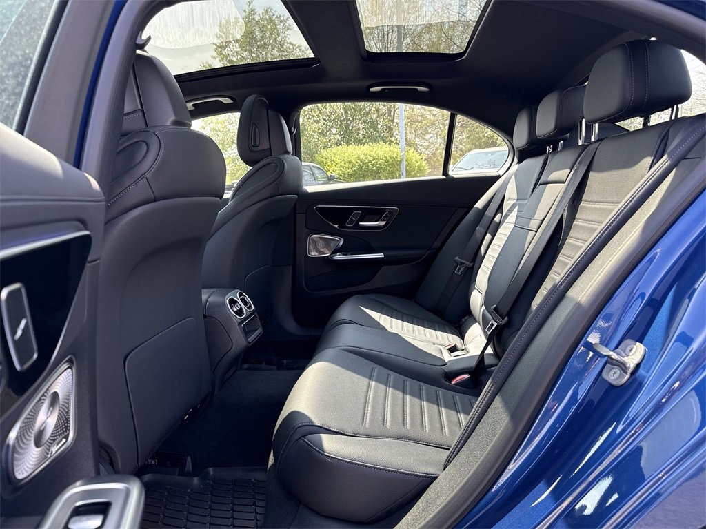 New 2025 Mercedes-Benz C 300 4MATIC Sedan image 14