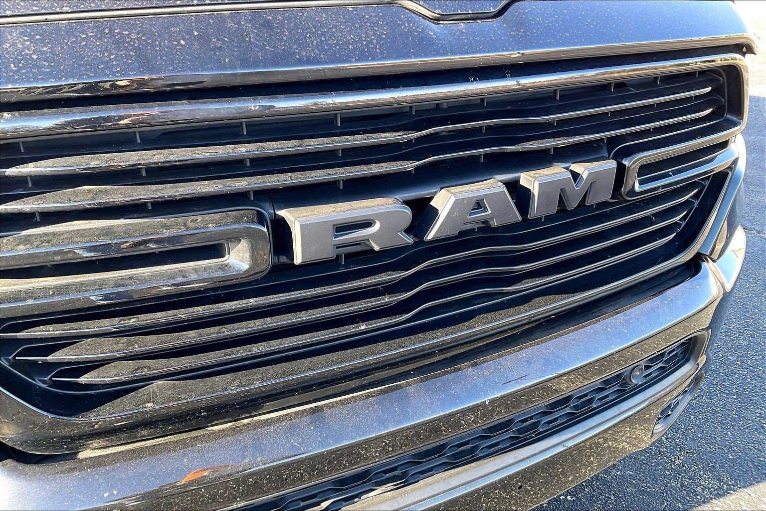 Used 2019 RAM 1500 Laramie image 26