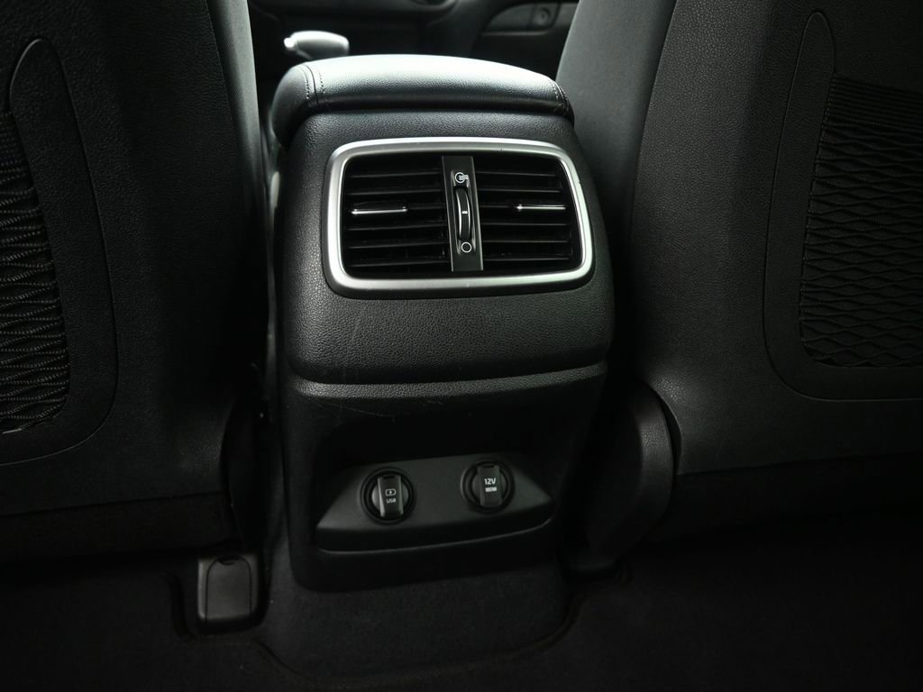 Used 2019 Kia Sorento LX image 21