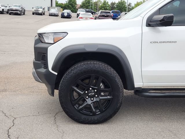 Used 2023 Chevrolet Colorado Trail Boss w/ Technology Package AWD/4WD image 8