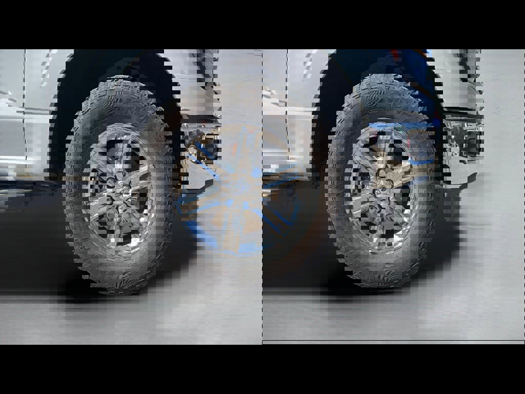 Used 2025 Ford F150 XLT w/ Equipment Group 301A Standard image 25