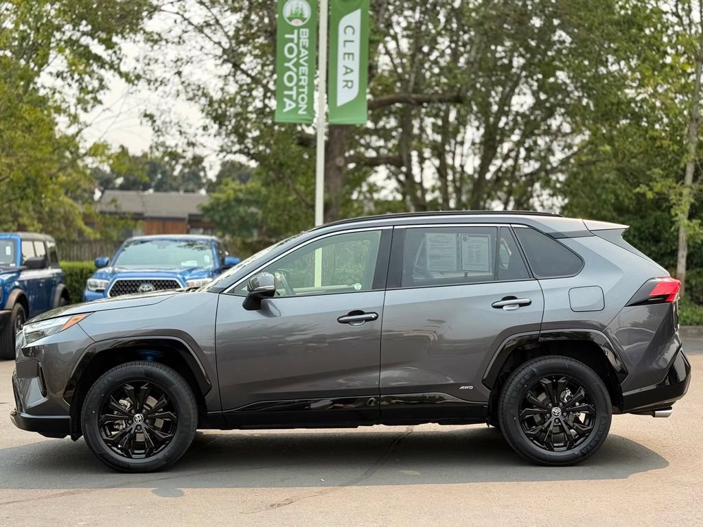 Used 2023 Toyota RAV4 SE w/ SE Grade Weather Package AWD/4WD image 2