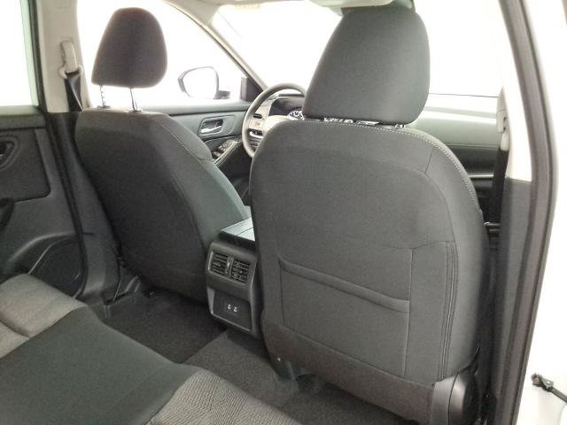 Certified 2026 Nissan Rogue SV FWD image 25