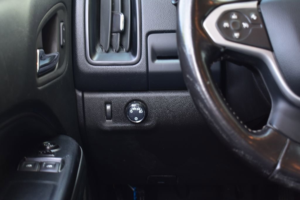 Used 2022 Chevrolet Colorado LT w/ Fleet Safety Package RWD image 30