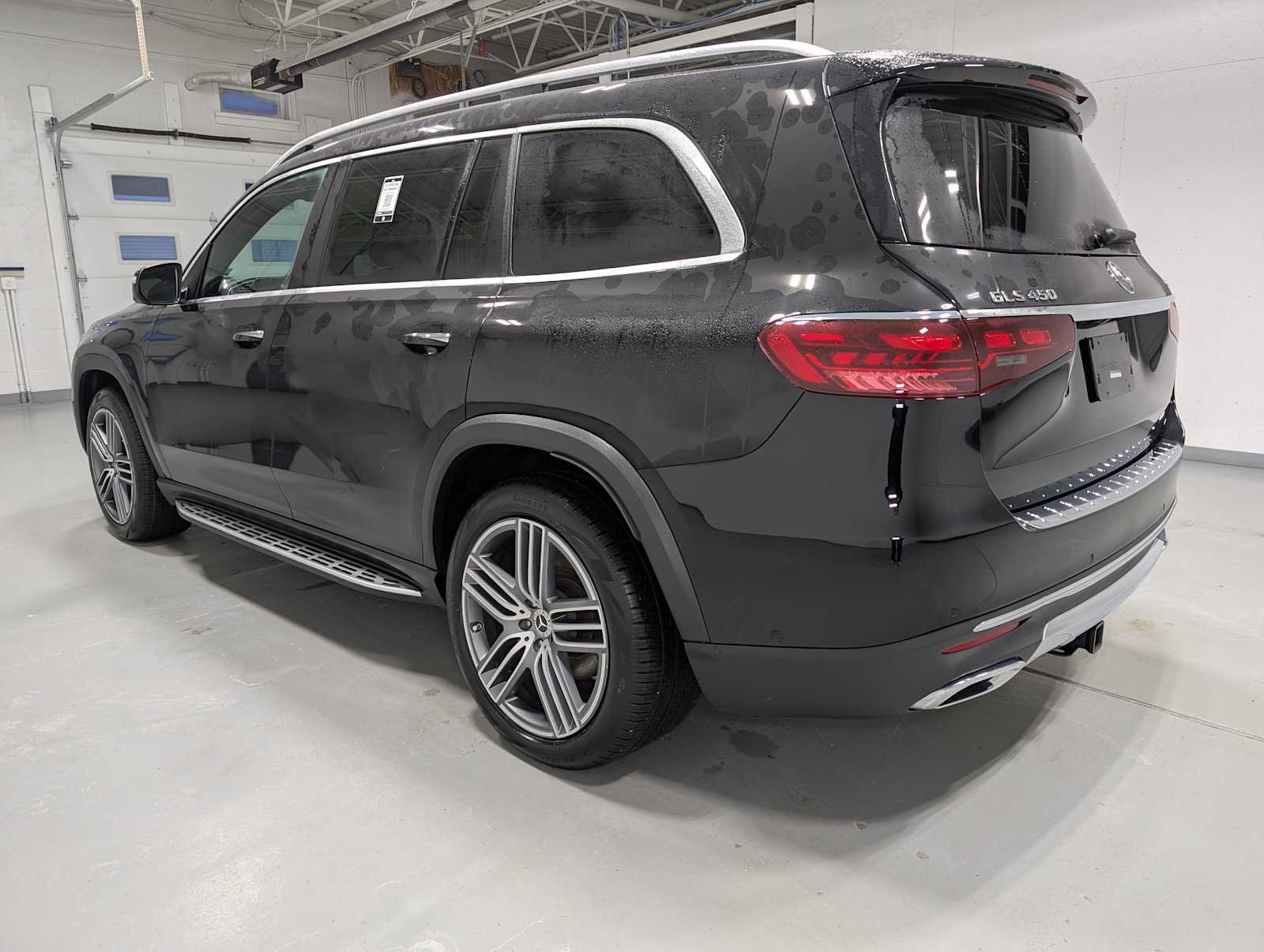 Certified 2024 Mercedes-Benz GLS 450 4MATIC image 11
