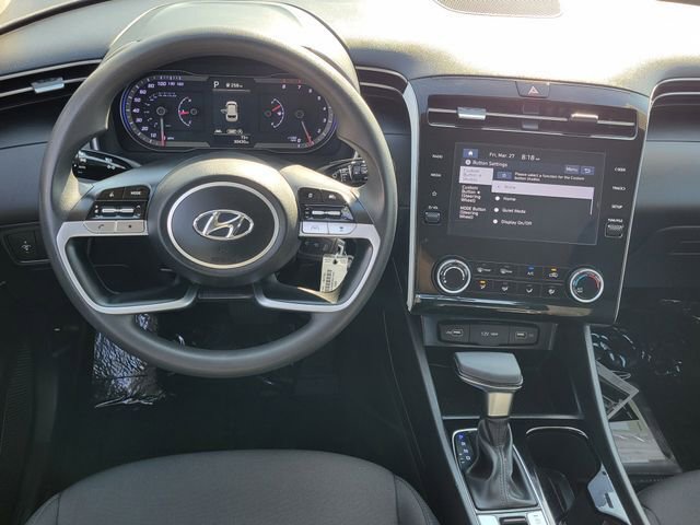 Certified 2024 Hyundai Tucson SE image 5